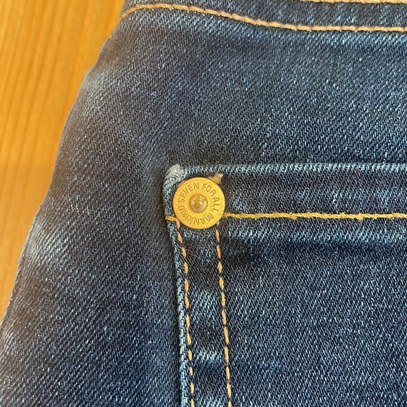 7 For All Mankind The Mid Rise Skinny - Picture 6 of 8